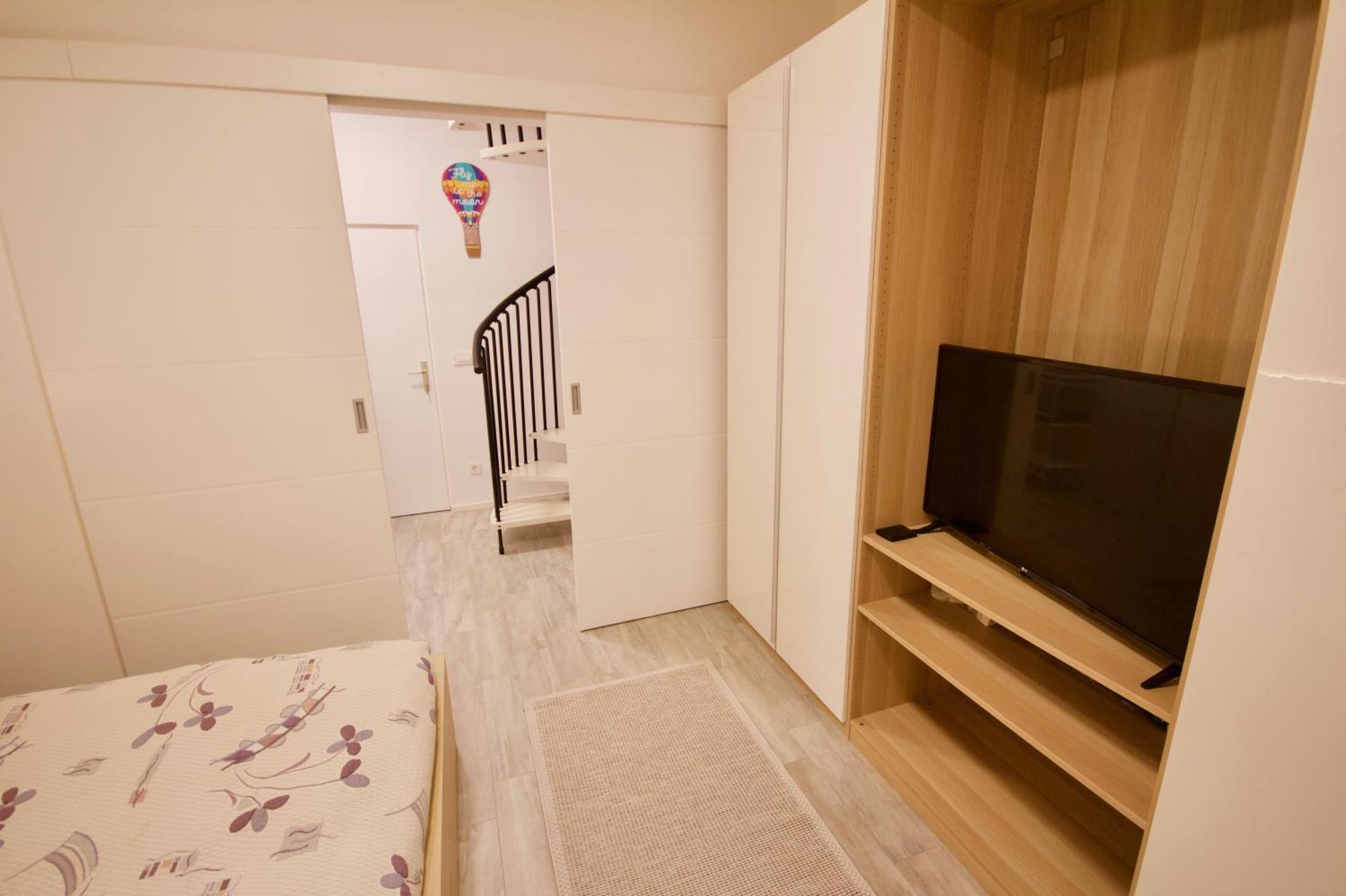 Albina Apartment Любляна Екстер'єр фото