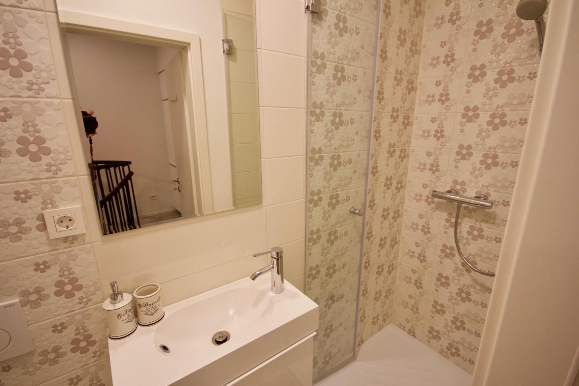Albina Apartment Любляна Екстер'єр фото